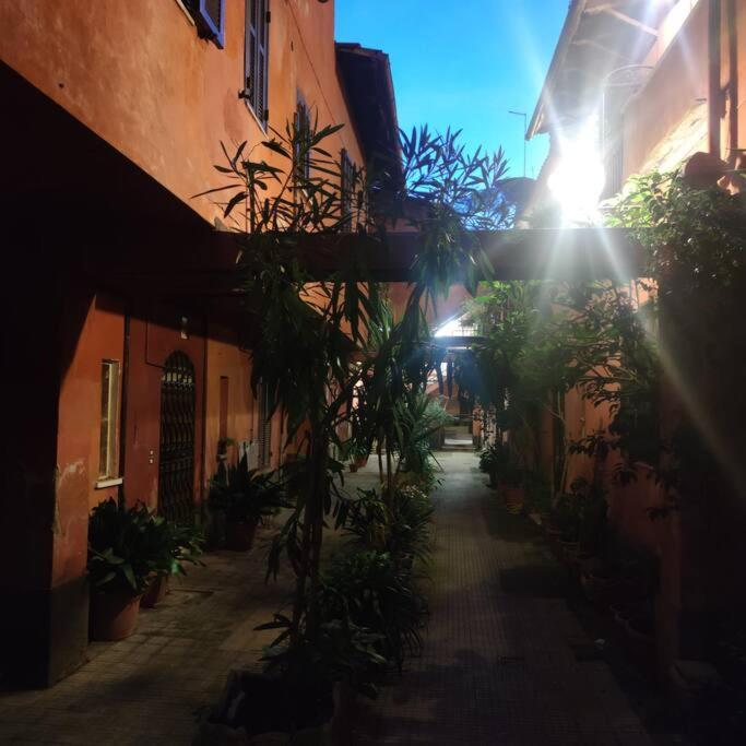 Julia Nel Cuore Di Trastevere Roma Dış mekan fotoğraf